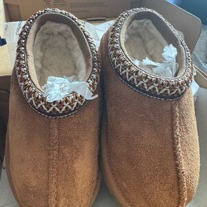 UGG Tasman toddler